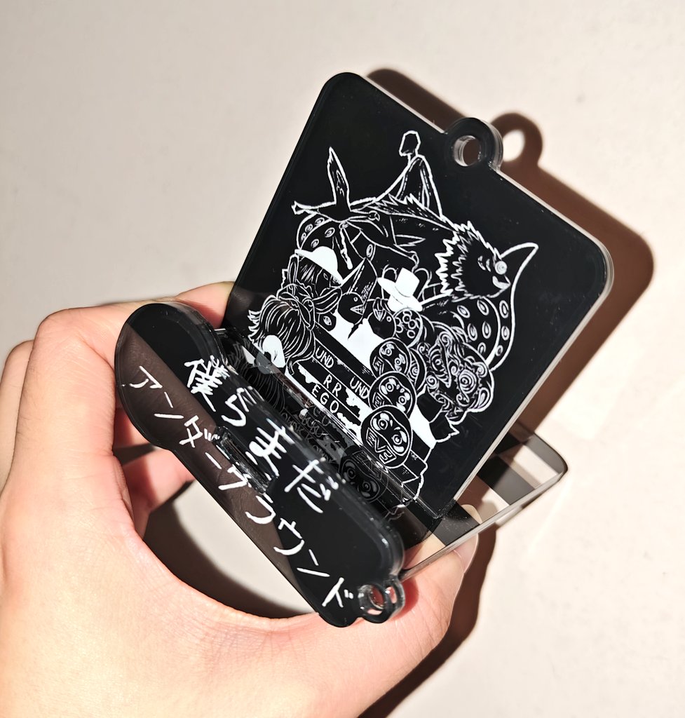 #Eve家
手机支架。