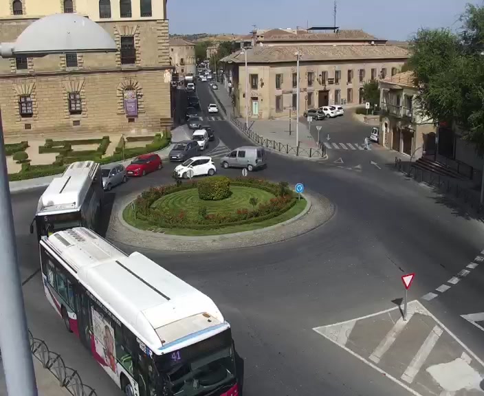 Caos #Trafico en #Toledo
#retenciones #SeguridadVial #Movilidad
Las cámaras de tráfico del ayuntamiento "funcionan" intermitente