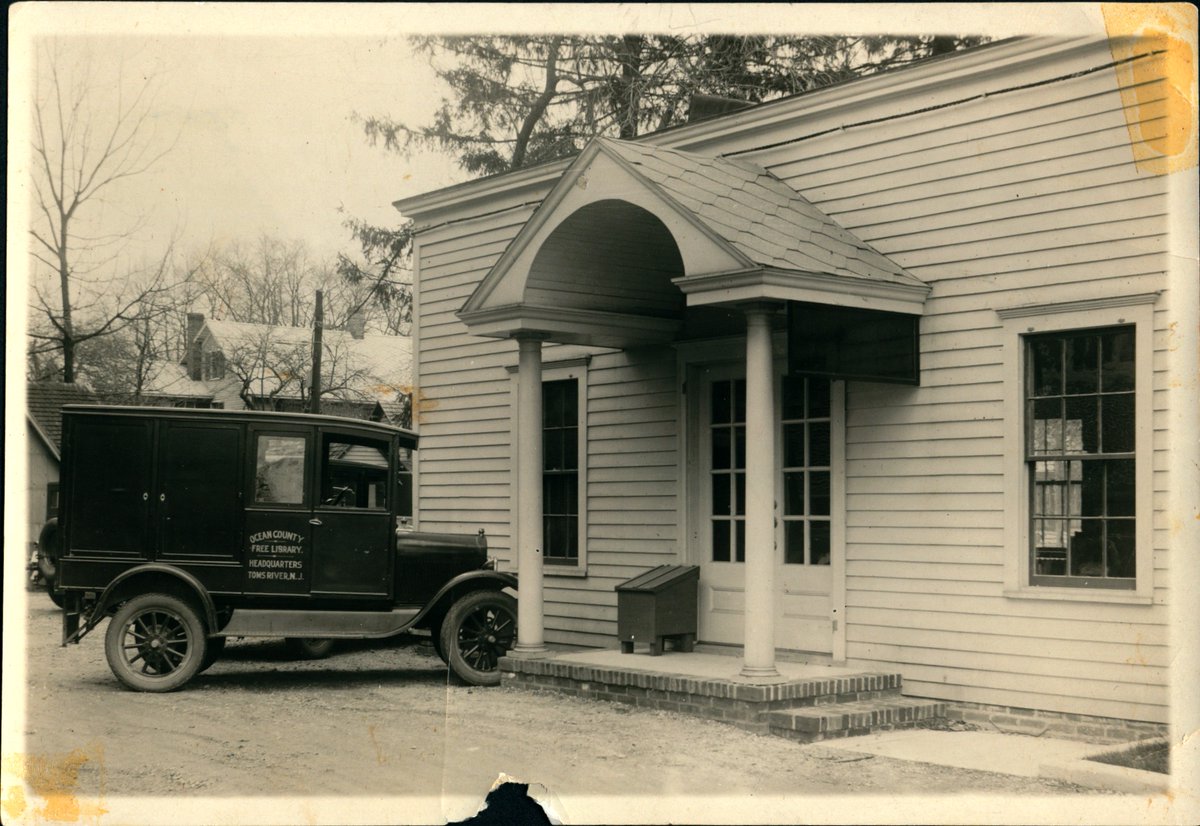 On September 19, 1925 the Ocean County Library opened its doors to the public from a small cottage, known as the Lonan Building. We began operations with only 1 location, open 1 day a week, and our bookmobile to serve our rural county of 28,000!

#OCL100Years