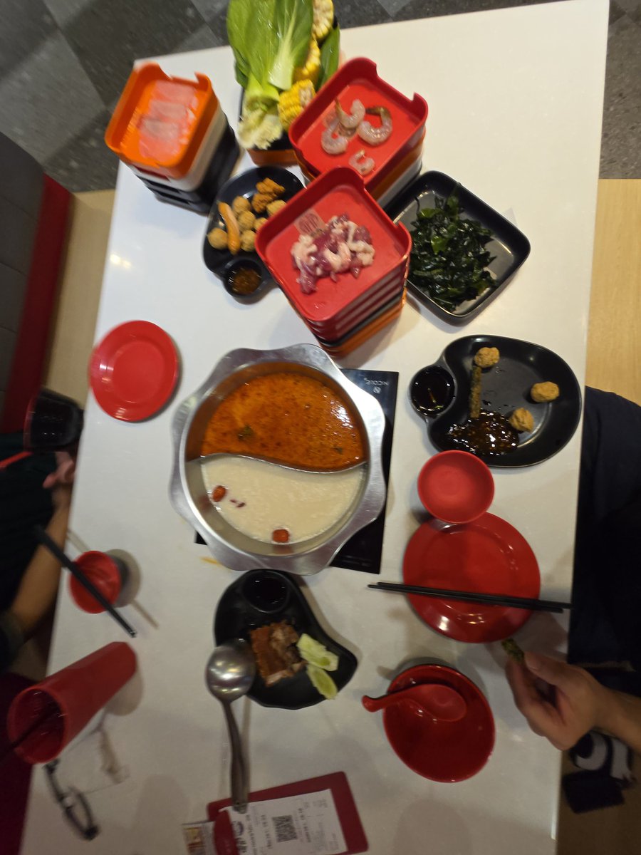 ลักกี้ที่แปลว่าสุกี้