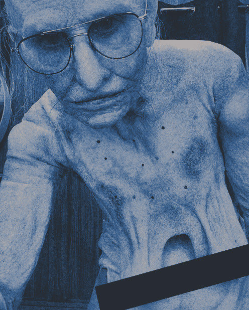 COMPOUNDCOMET's tweet image. You  at   her   age :