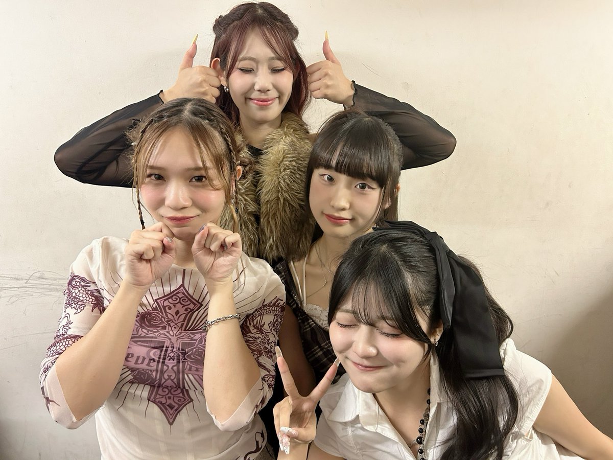 【ライブ終了！】
▪︎8/19(金) 新宿Cat's hole
『ROOM X pre.「MUSIC JUNGLE vol.4」』

初の新宿Cat's hole🐈‍⬛
ありがとうございました！

\次回のライブ🔥/
▪︎9/24(水)📍西永福

▼チケットはコチラ🎫▼
tiget.net/events/425250