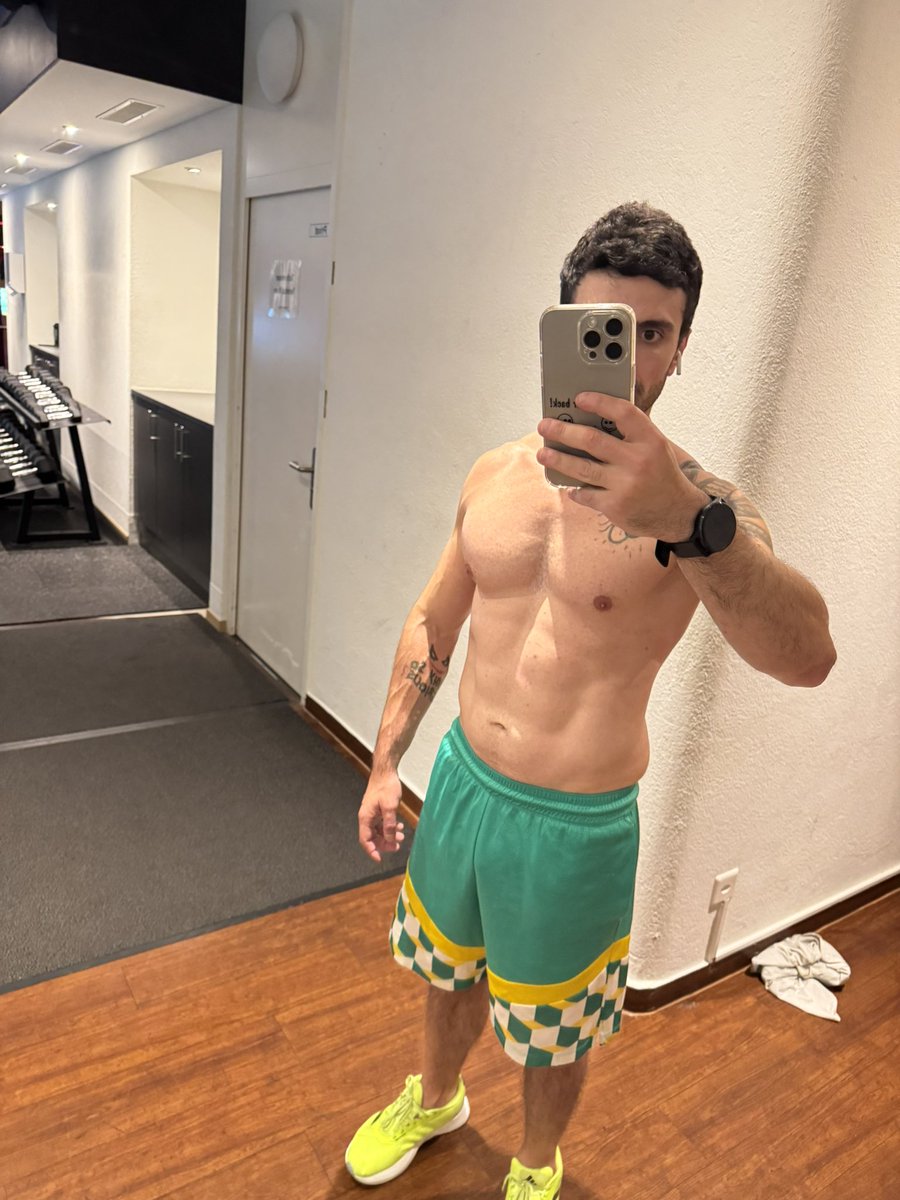 FilipeDar7h's tweet image. This is my second home 

#gymmotivation #WorkHard #improving