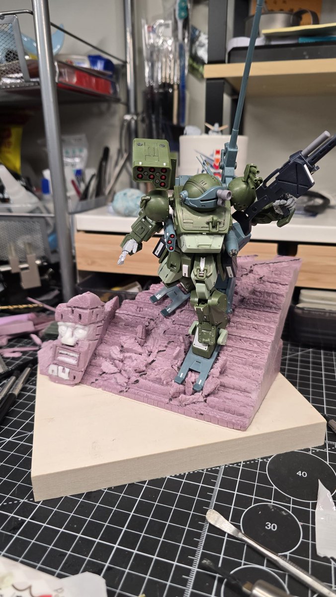 Chessymonkey's tweet image. Friday WIP:  I suppose im guilty of making my own life more complicated than it needs to be

#筆塗り #vallejo #gunpla #gunplanetwork #bandai #plasticmodel #plamod #scalemodel #バンダイ #ガンプラ改造 #ガンプラ #裝甲騎兵 #Scopedog #votoms #装甲騎兵ボトムズ