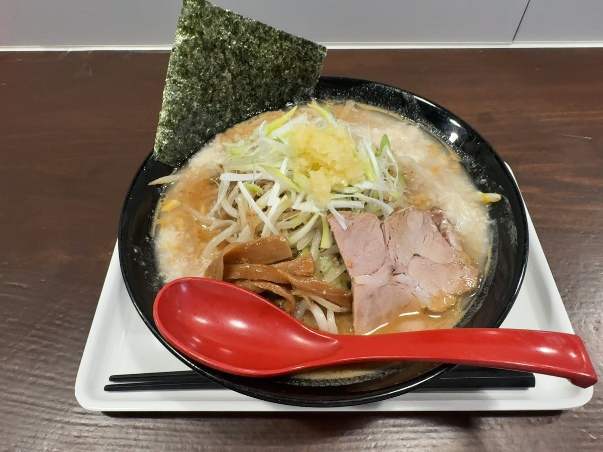 buddy_mel's tweet photo. @ramen_3so 

今日、伺いました
背脂ニンニク、とても美味しかったです！次回は妻と伺います！ https://t.co/Vpb1kh4OMp