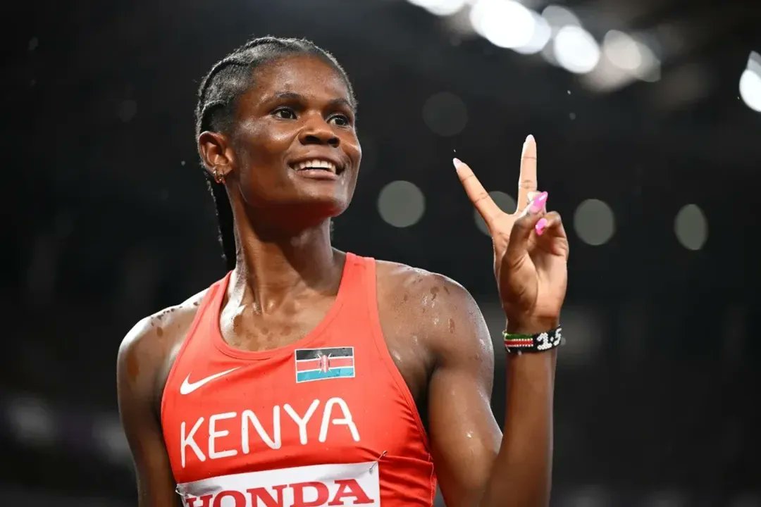 CarolRadull's tweet image. Mary Moraa, Lilian Odira and Sarah Moraa will be lighting up #TeamKenya in the women’s 800m final.

This looks like a 1-2-3 for KENYA 

#Tokyo2025