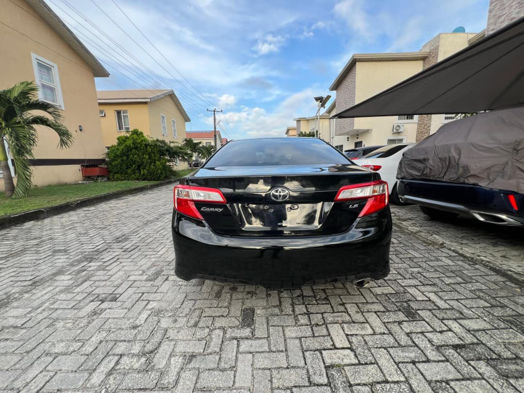 SEPTEMBER ENTRY‼️‼️

🔰 FOREIGN USED 2013 TOYOTA CAMRY IN EXCELLENT CONDITION… ITS A BUY AND DRIVE

🔰 PRICE: 14M

🔰 UNTEMPERED 4CYLINDER ENGINE, KEY ENTRY, AC CHILLING, CLEAN LEATHER SEAT, REVERSE CAMERA 

🆖 LOCATION: AJAH, LAGOS

☎️ 08036624526