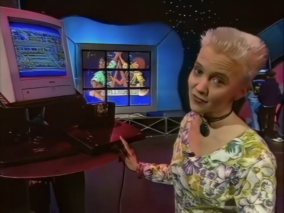 Thorn in my side
You know that's all you'll ever be
So don't think you know better
'Cause that's what you mean to me #TOTP