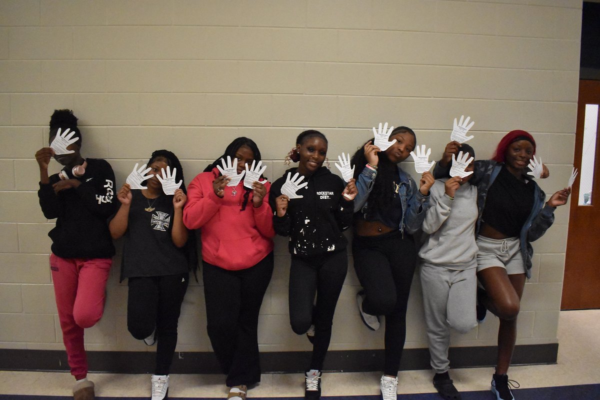 This week PWBHS students promised to start with hello! 
We invite you to take the pledge with us!