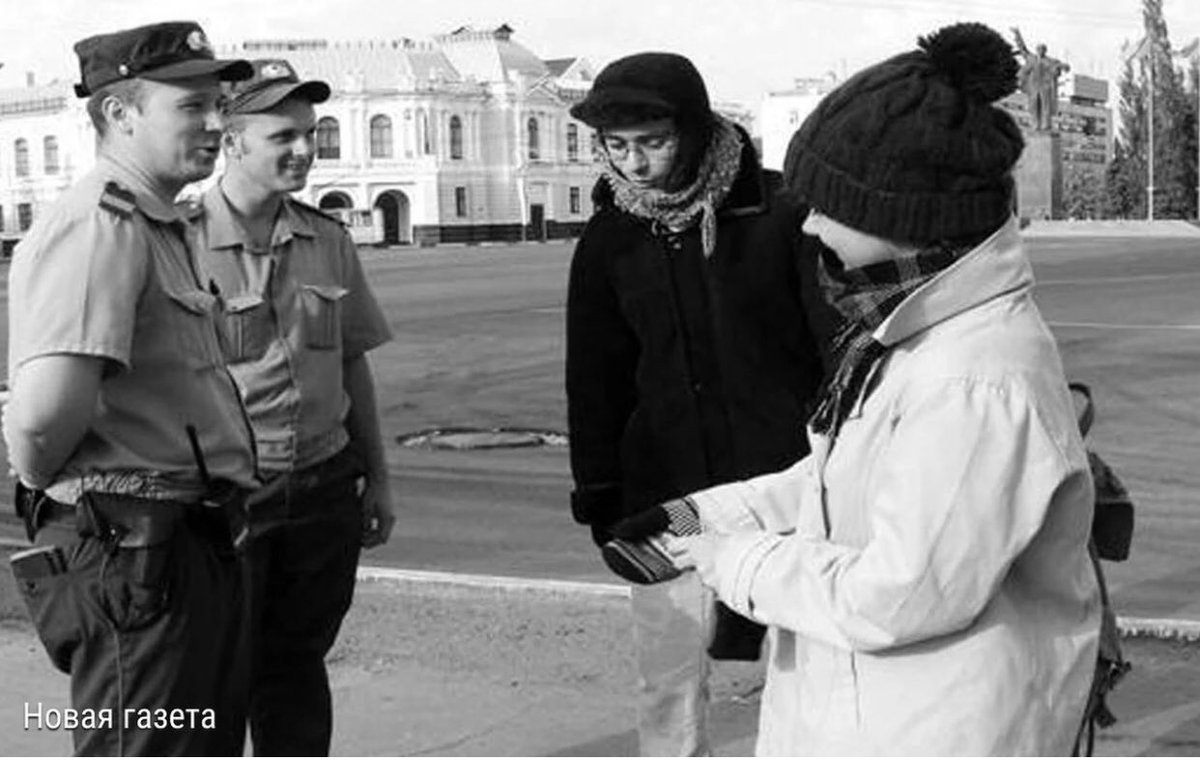 Павлу Кушниру сегодня исполнилось бы 41. Светлая память замечательному человеку и музыканту-просветителю. Я не верю в загробную жизнь, но уверена, что погибшие в гулаге не исчезают бесследно