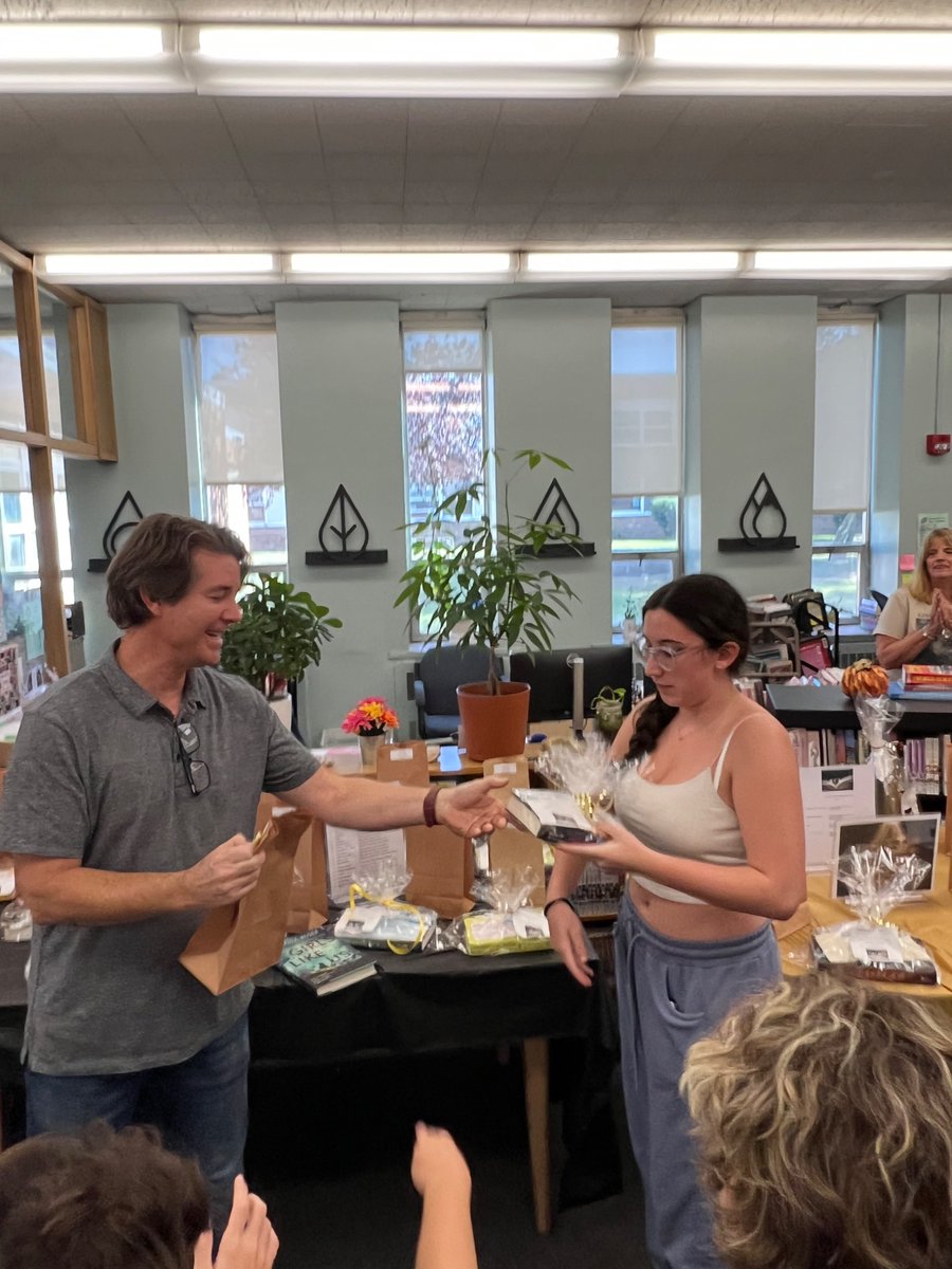 Wantagh Humanities (@wsdliteracy) on Twitter photo 