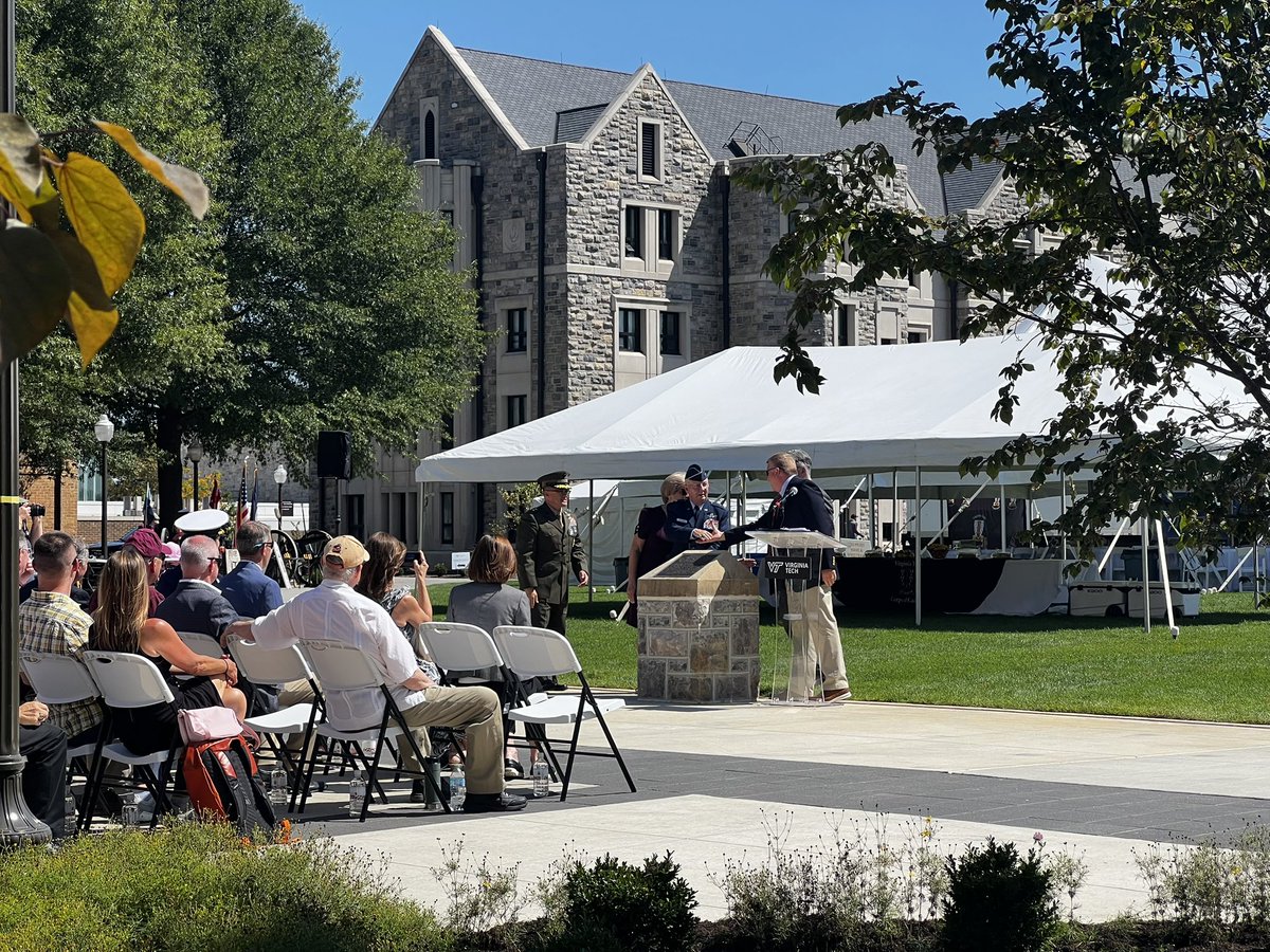 Dedication on Upper Quad! 🧡

Our division was honored to attend the Fullhart Plain dedication this afternoon 🫡
