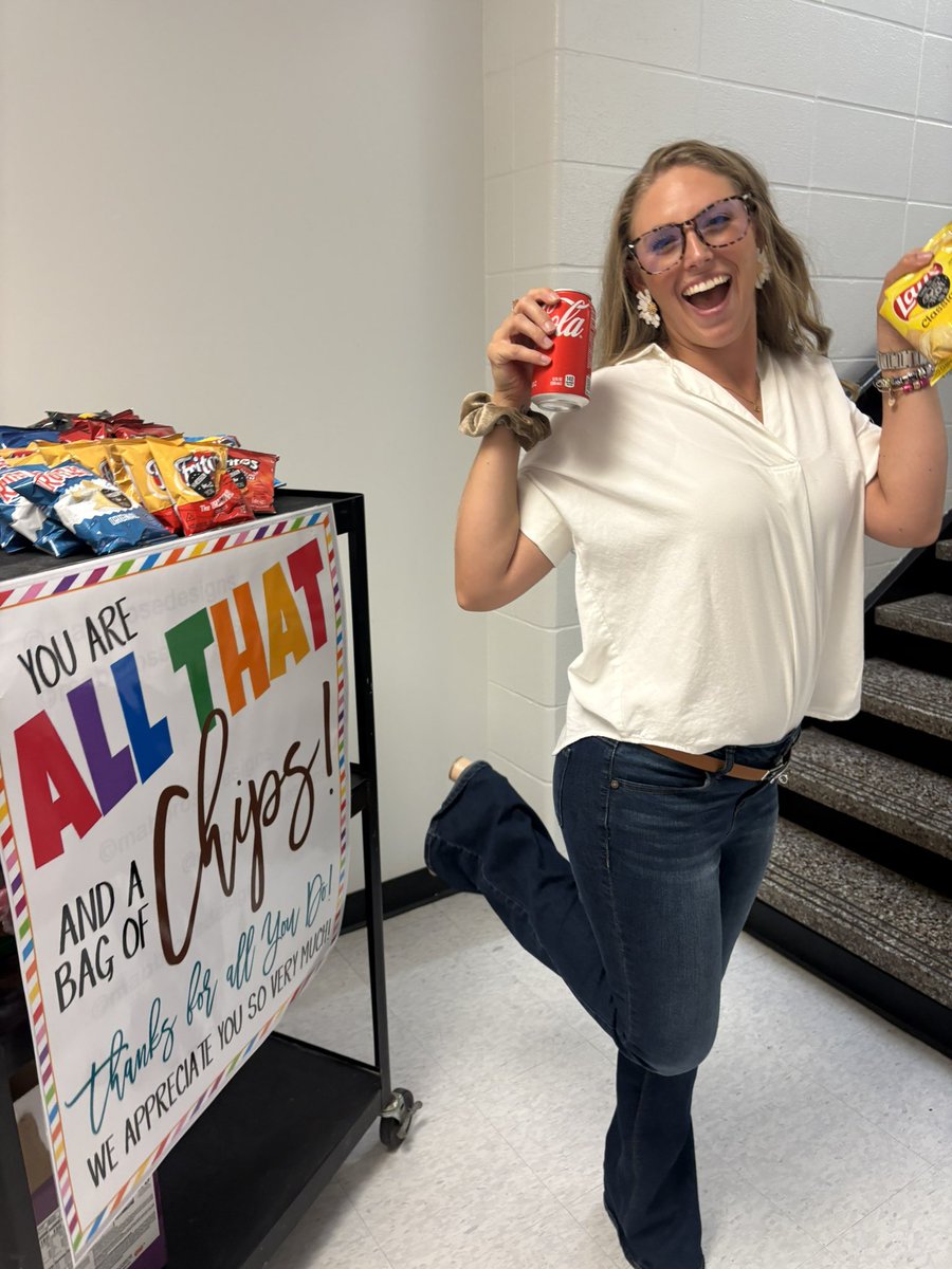 Noe Middle School Library (@noecouglibrary) on Twitter photo Ending our week with a salty treat and some caffeine!! We have the best staff around, and we are so appreciative of their hardwork ❤️🖤❤️🖤 #cougars <a href="/Noe_JCPS/">Noe Middle School</a> Ending our week with a salty treat and some caffeine!! We have the best staff around, and we are so appreciative of their hardwork ❤️🖤❤️🖤 #cougars <a href="/Noe_JCPS/">Noe Middle School</a>