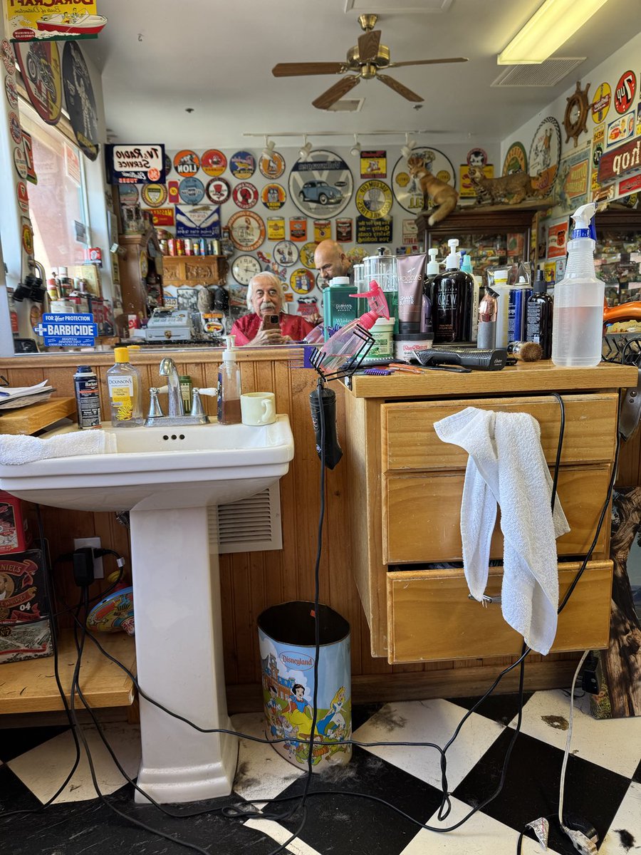 today at the barbershop in the village… it’s been couple of moons ago that had hair trimmed- my روسی barber ain’t a man to argue w/, then again it ain’t wise to generally argue w/ your barber, more so if he uses the old fashioned straight razor, eh