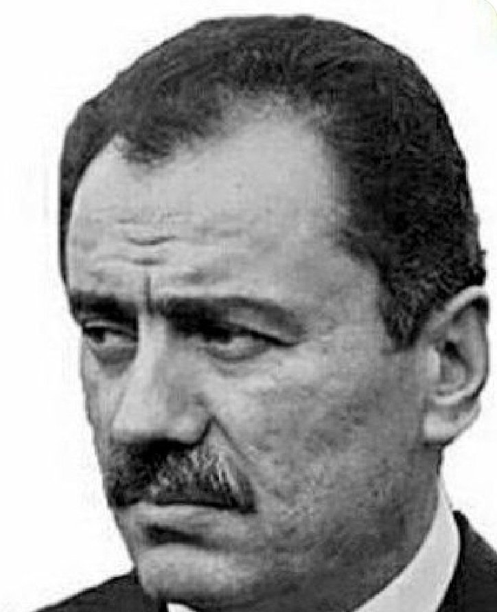 "Rahatınız bozulmasın diye hangi doğrudan vazgeçtiyseniz
 o fiyata satıldınız demektir!"

(Şehit Muhsin Yazıcıoğlu)

#MuhsinYazıcıOğlu