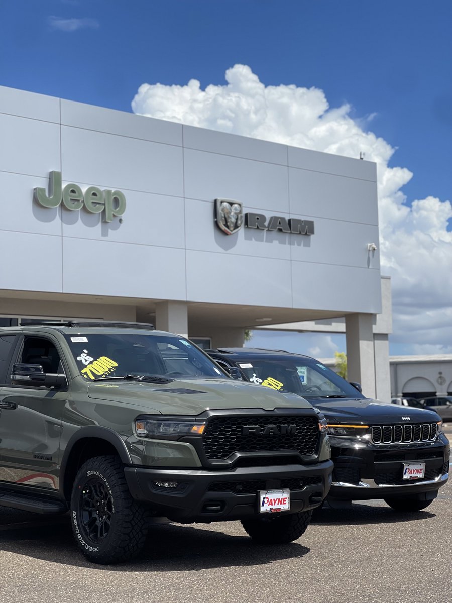 EdPayneCDJR's tweet image. A perfect day for a RAM. A perfect day for a Jeep. A perfect day to stop by Ed Payne.🚘🔥

👉 Start shopping now: paynedodgechrysler.com/inventory/new-…

#RAM #RAMRebel #Jeep #GrandCherokee #EdPayne #PayneAutoGroup #RGV #WeslacoTX