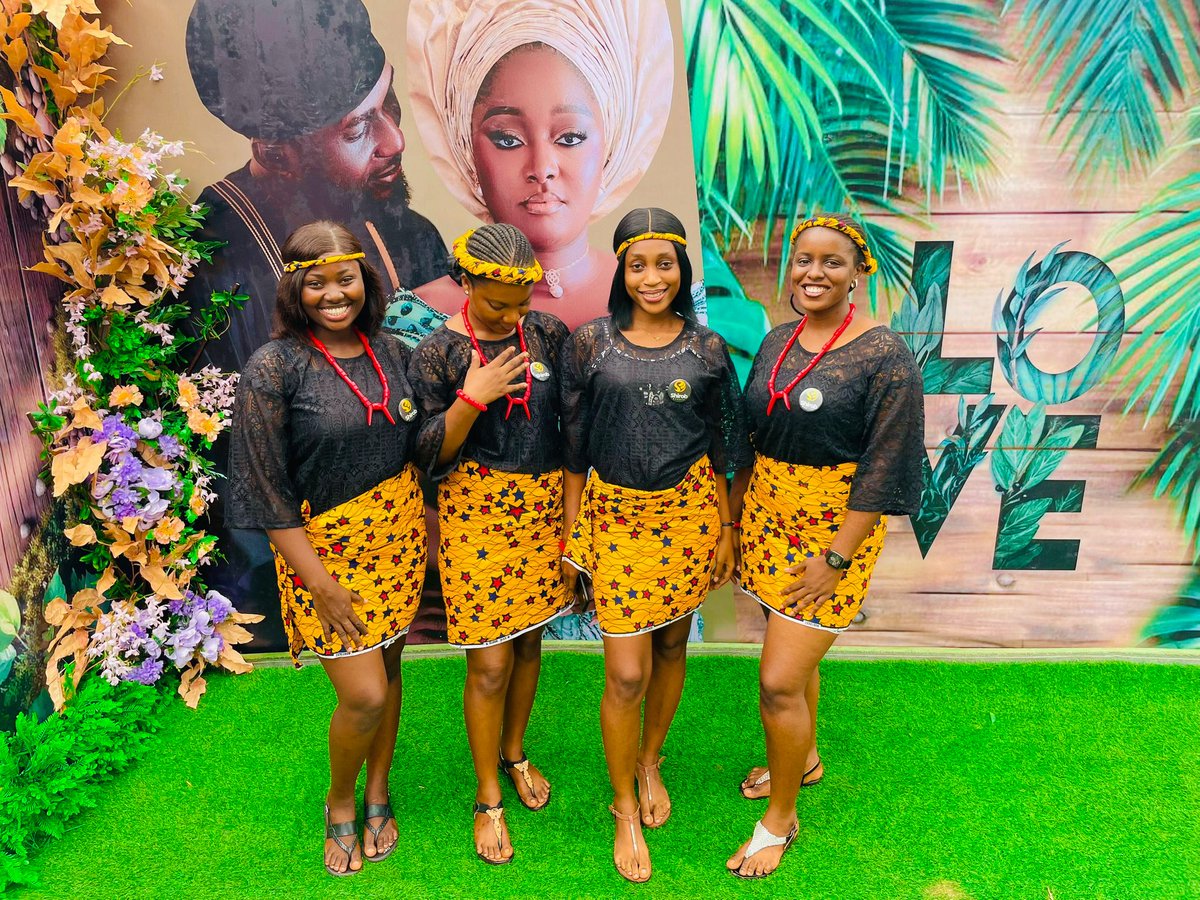 ShirobEvents's tweet photo. Our guest managers in traditional attire graced a wedding at Edeobuk Village, Eket LGA. High-class guests deserve high-class attention — book Shirob Events today!

📲 WhatsApp: 09156040634 | Call: 07074217049 | DM us on Instagram https://t.co/ePiqjZschK
