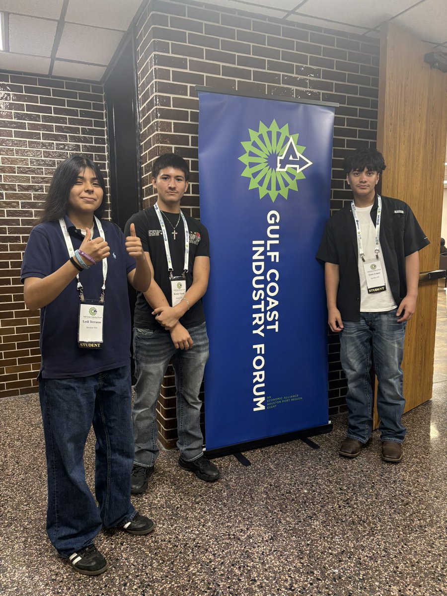 💙 So proud of our welding students who represented Sheldon ISD at the Gulf Coast Industry Forum! 🛠️✨ They networked with industry leaders &amp; showed off their soft skills. 🔗➡️ #SheldonCTE #DreamItDoIt #FromClassroomToCaree