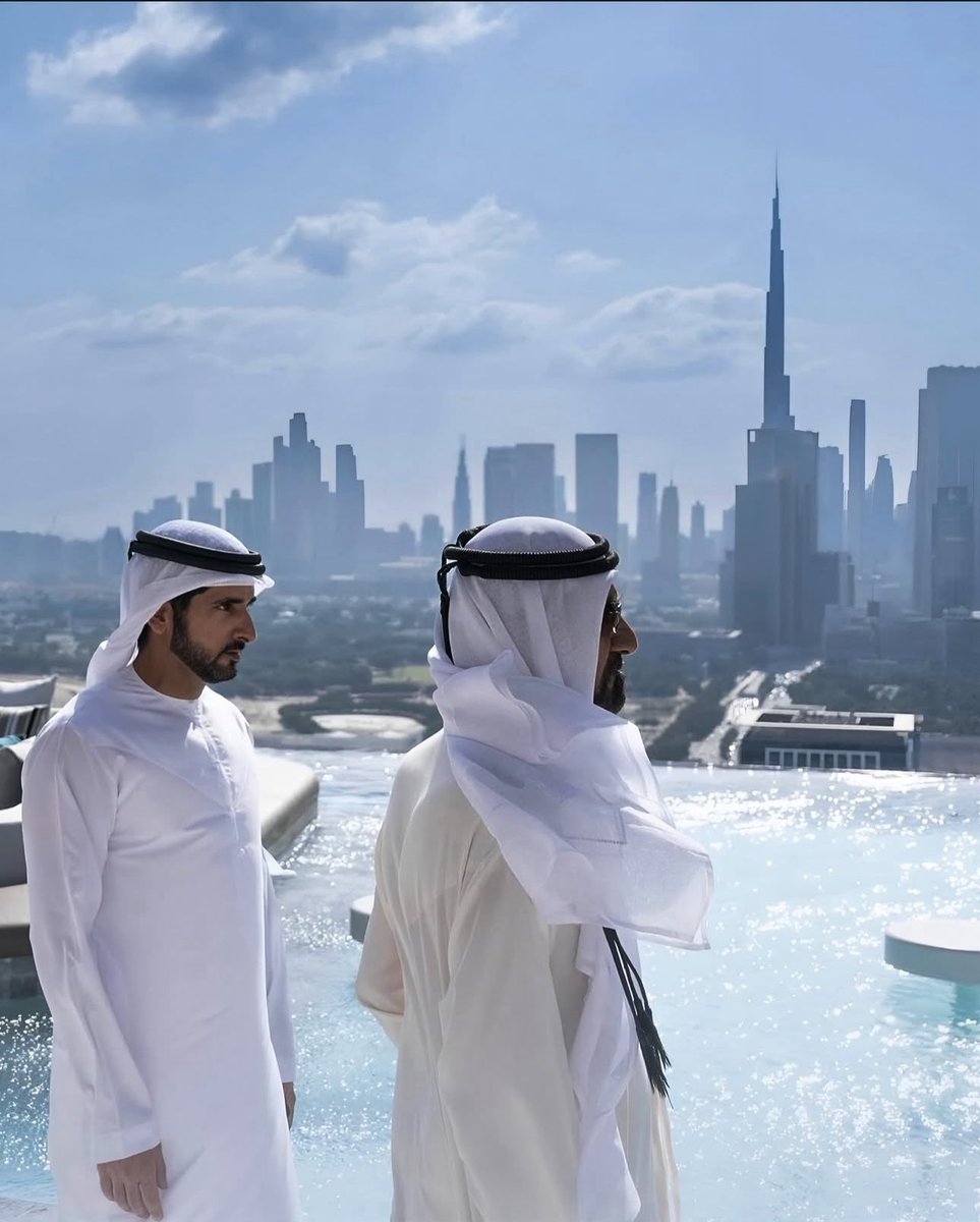 x_uae71's tweet photo. 🤍 https://t.co/6rfUzBjeax