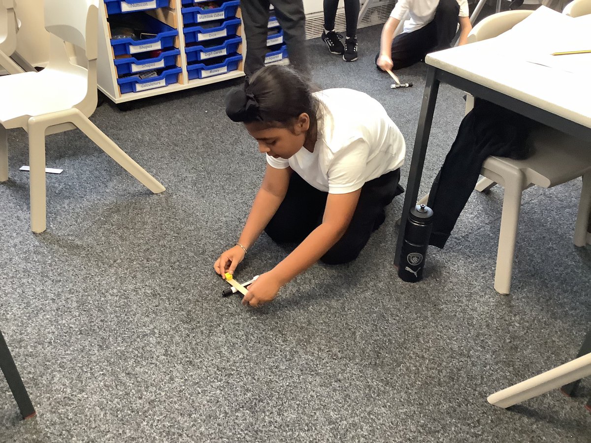 ReinwoodJuniors's tweet image. In DT this week, we investigated levers and pivots to find out the best way of firing our catapults. #RJS4B #RJSDT
