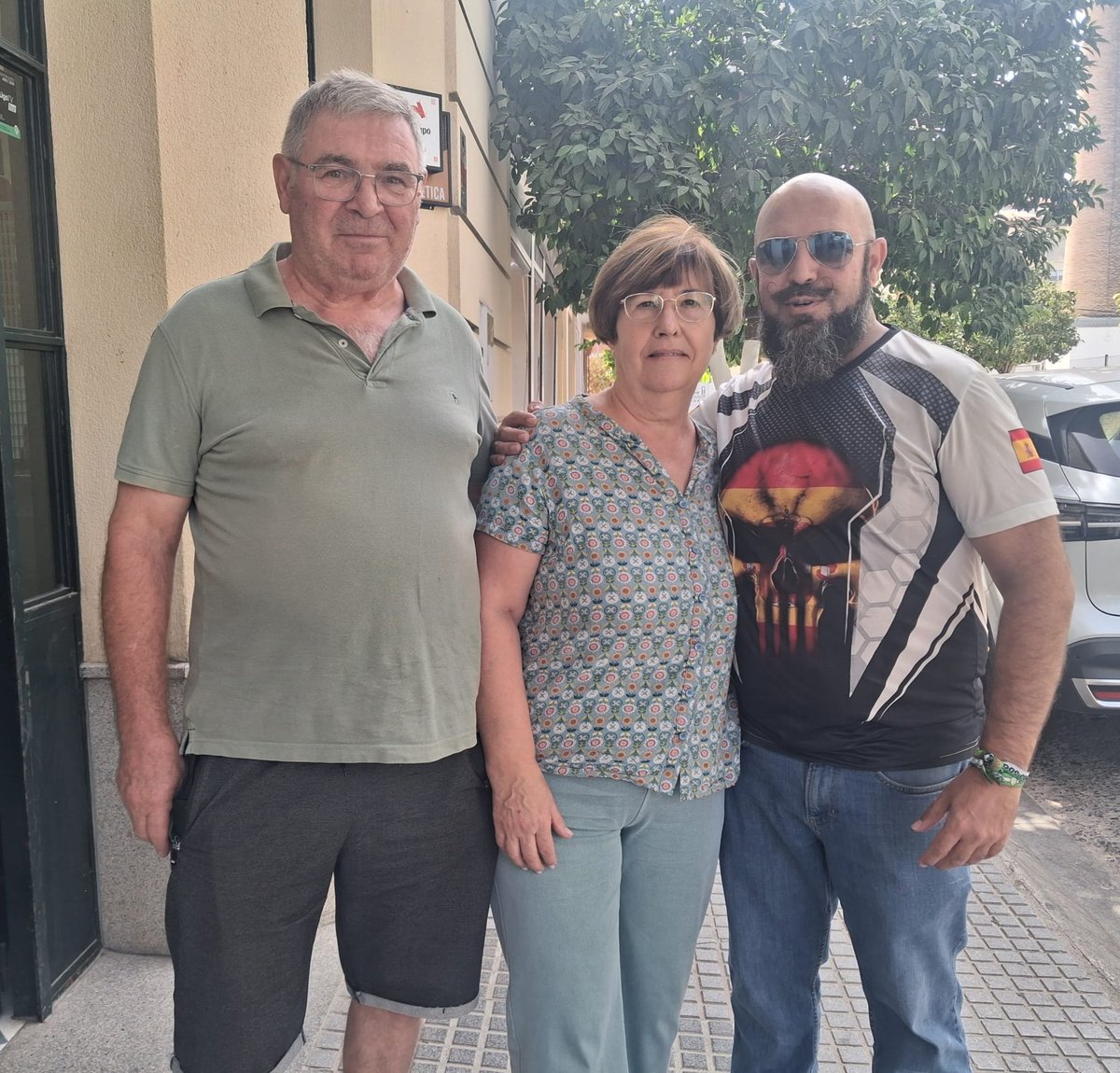 Una visita del presidente de la peña bética de Burgos.