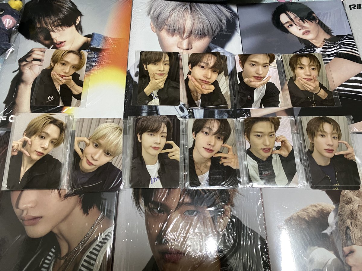 veryyhy's tweet photo. Pls kindly rt 🧡🙏🏻

อัลบั้มไม่แกะ 100
รับการ์ดเบเน +50(ให้สุ่มหยิบเอง)
นัดรับ/จ่ายเงิน หน้าคอนทั���ง2วันเลยค่ะ

#ตลาดนัดน้องข้าว #ตลาดนัดRiize
#RIIZINGLOUD_IN_BANGKOK https://t.co/IJL0gvdG6w