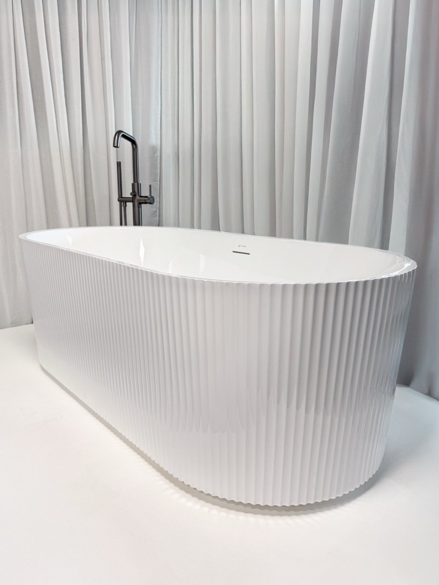 Adamsez Baths tweet media