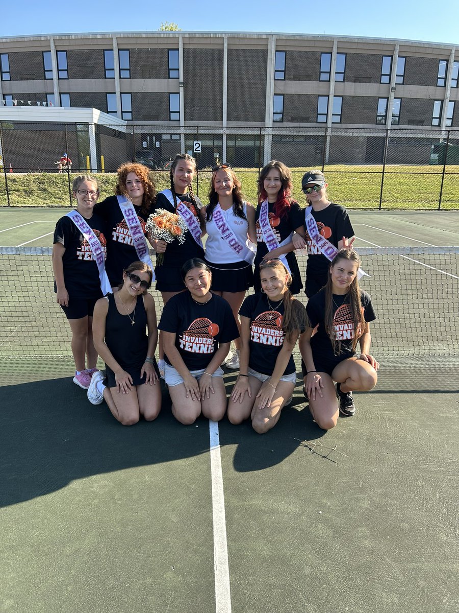 NormandyATH's tweet image. Tennis senior night! 
#GoInvaders