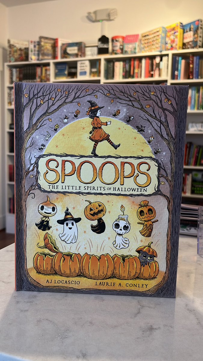 Sunshine Book Co. - Clermont tweet media