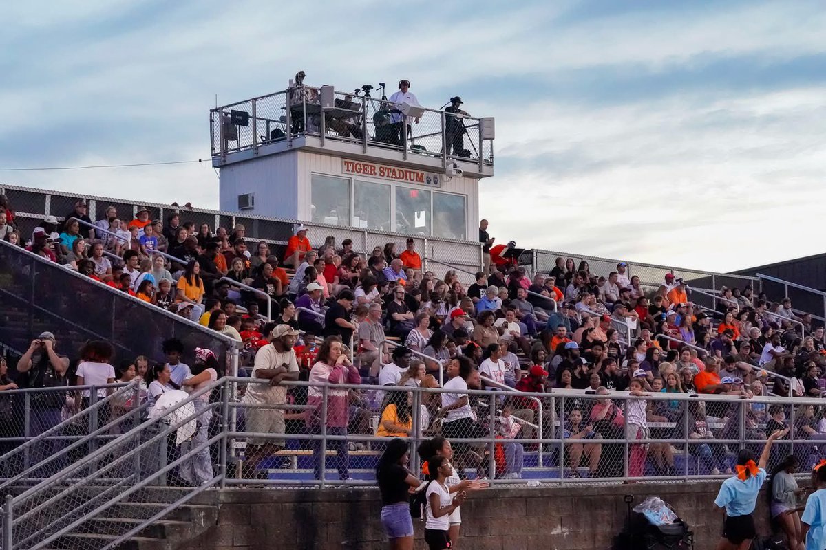 tswellis's tweet photo. 🧡🖤🏈 FOOTBALL FRIDAY IS HERE, TIGER FANS! 🏈🖤🧡

Tonight, your Fayetteville City Tigers are back on Tiger Hill as we take on the Forrest Rockets! Let’s pack the stands, get LOUD, and show everyone what being a TIGER is all about! 🐅🔥

🎉 It’s also HOMECOMING at FHS!
✨ The Homecoming Parade will take place on the track at 6:30 PM.
👑 The Homecoming Court ceremonies will be held at halftime.

Come out and celebrate these amazing young ladies and gentlemen, and cheer on your Tigers under the Friday Night Lights! 🐾

It’s Football Time… It’s Tiger Time! 🖤🧡 GO TIGERS!!                     #fn5gl #fridaynightlights🏈 #TMobile