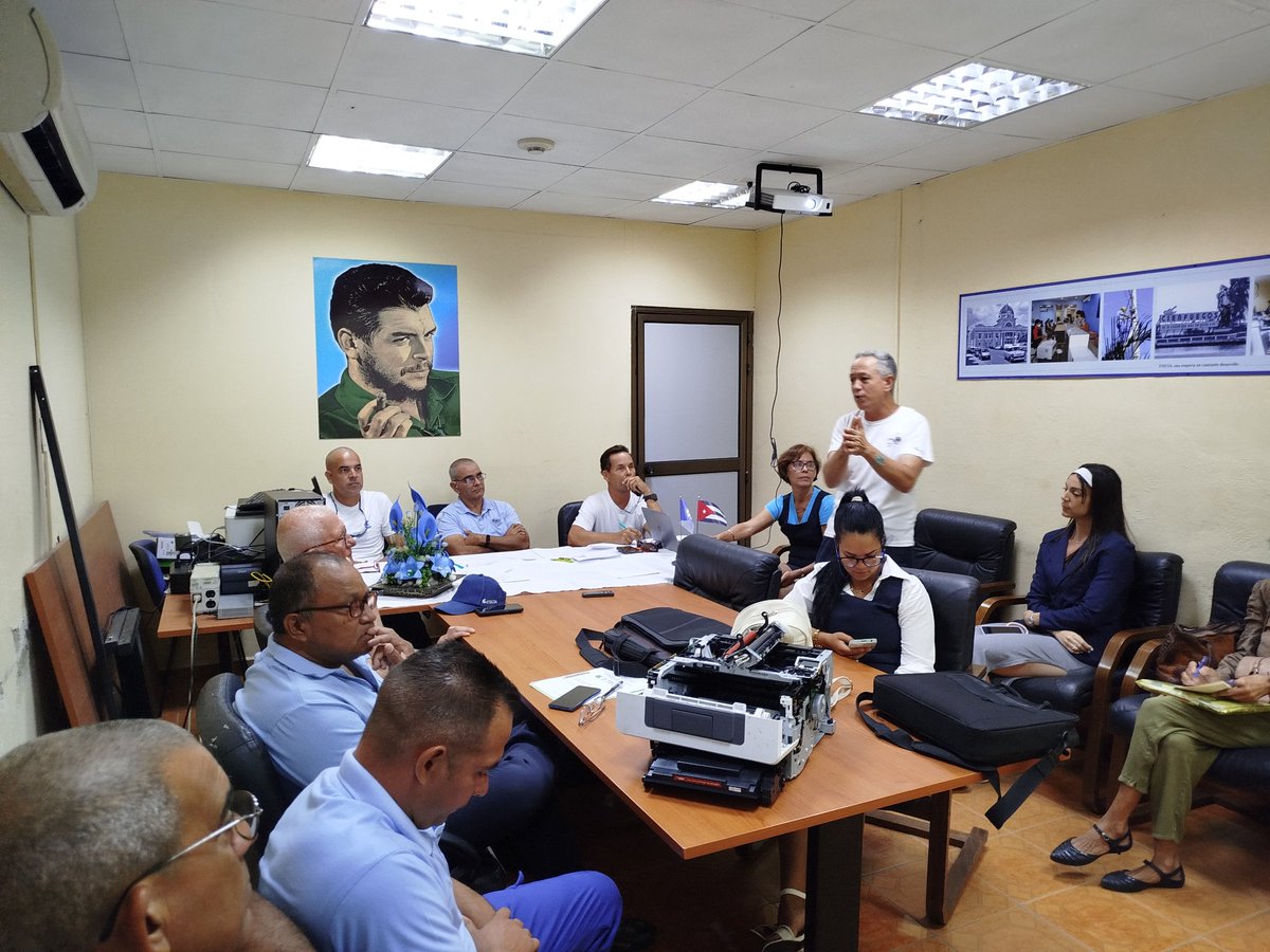 Comisión de Soluciones Técnicas en #Etecsa #Cienfuegos sesiona como parte del #FórumPorLaInnovación2025 con la exposición de 8 trabajos.
<a href="/CeperoBetty/">Betty</a>
<a href="/PrietoBunny/">Bunny Prieto Santana</a> 
<a href="/MiguelASurezSa2/">Miguel A. Suárez Sabina</a> 
<a href="/Granado44243765/">@Granados</a>