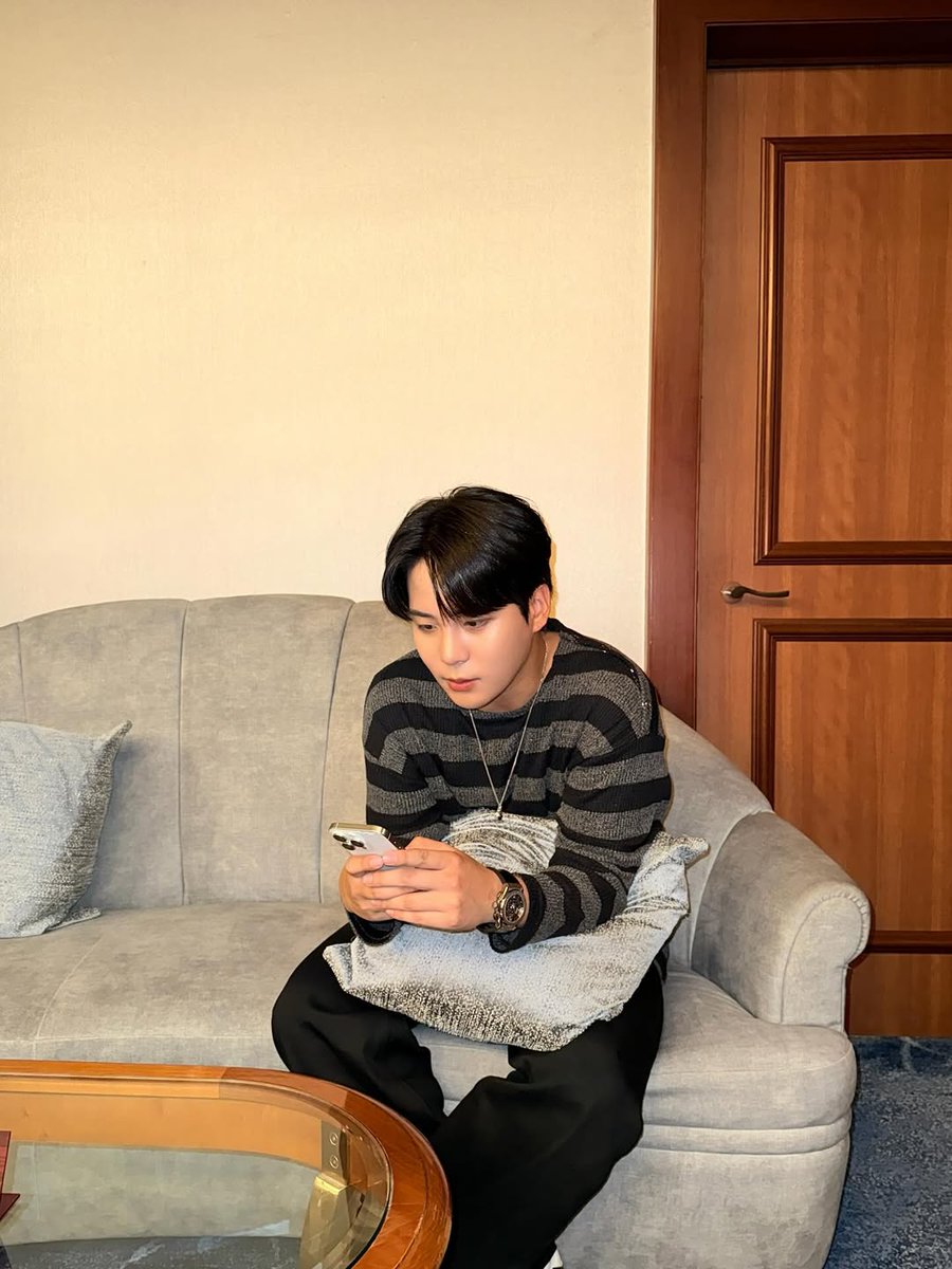 1024updates's tweet photo. [📷] 250920 | JONGHO 

#ATEEZ #에이티즈 #JONGHO https://t.co/16NpmwiBLt