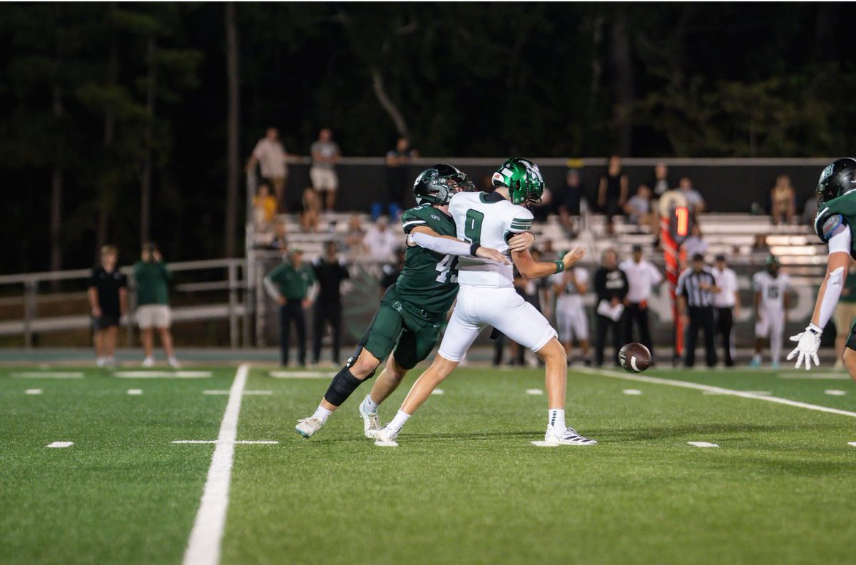 Cooper Dupuis ‘26 LB/DE/TE ✝️ tweet media