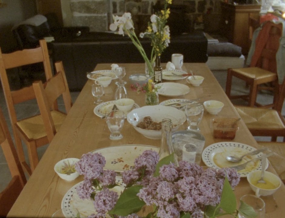 This week: THE RETREAT a film by GELARE KHOSHGOZARAN. 2023. 22 min.

Six strangers share their experiences as exiles in this beautiful short from a radical artist and filmmaker.

For one week on lecinemaclub.com in collaboration with <a href="/thislongcentury/">This Long Century</a>.