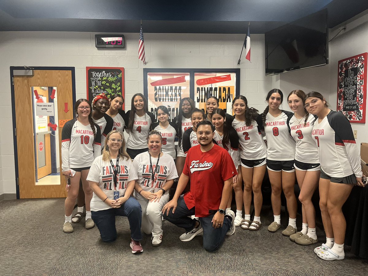 MACVolleyball tweet media