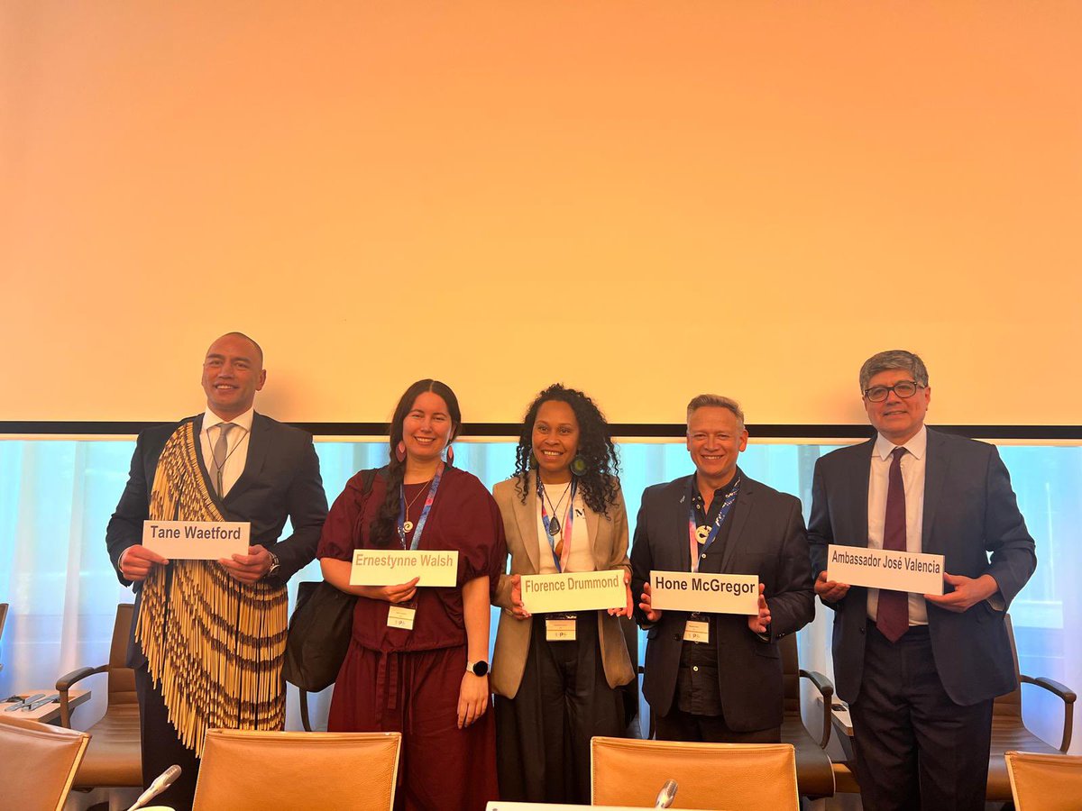 Ecuador_OMC's tweet photo. #WTOPublicForum 2025 | Emb. José Valencia interviene en sesión “Enhance, Create, Preserve Indigenous Trade Leadership” ECU🇪🇨 NZ🇳🇿AUS🇦🇺

La participación de Pueblos Indígenas y comunidades locales en el comercio es esencial: reglas claras, inclusión real y protección de saberes 💪🏾 https://t.co/4P9eJE2ehB