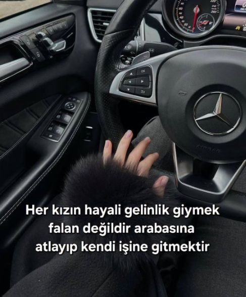 ʙʟᴜᴇᴄʟᴏʀs (@blueclors) on Twitter photo 