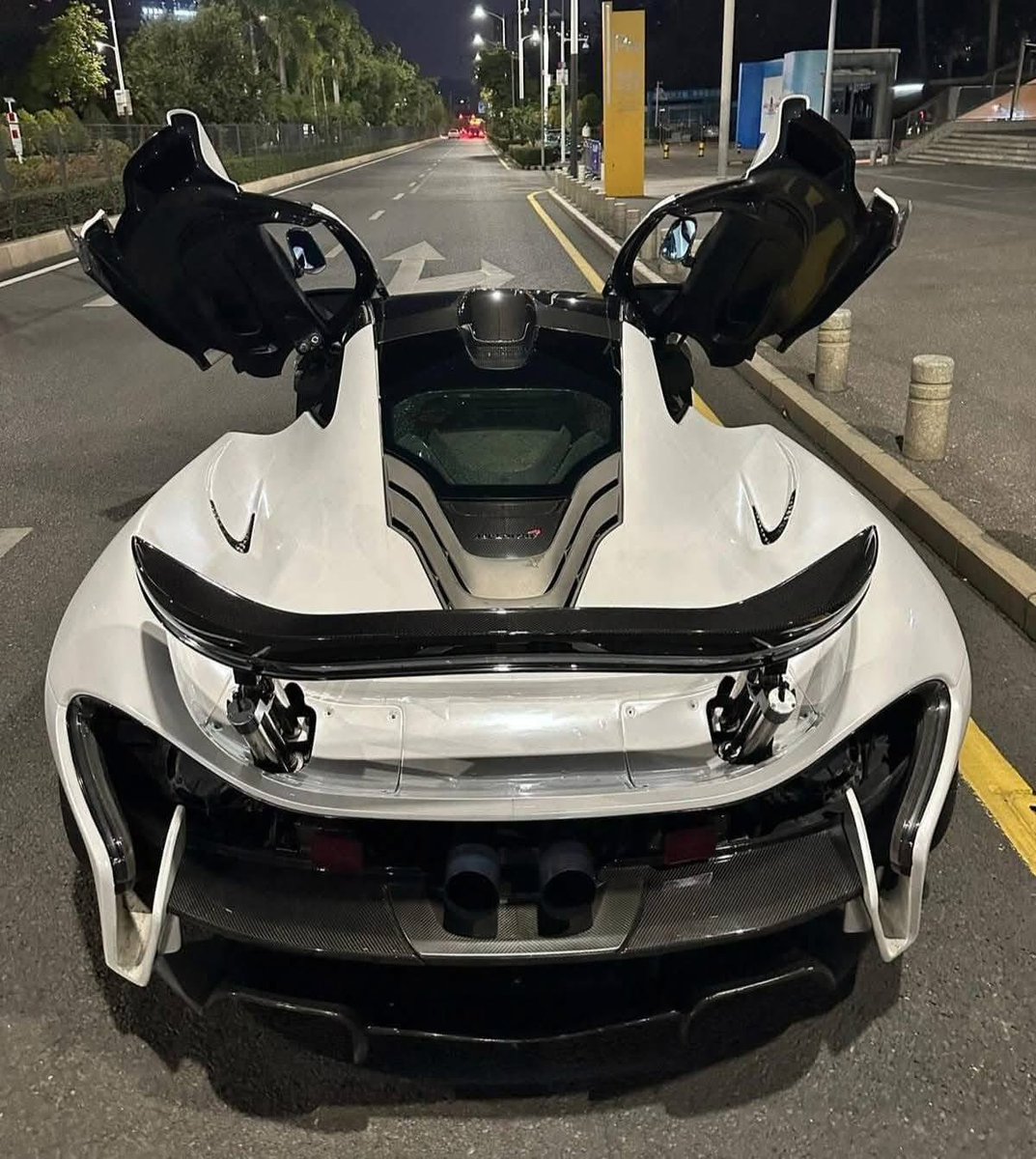 CarCultureCC's tweet photo. McLaren P1 🤍 https://t.co/Gh14n91qTe