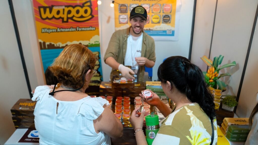 Formosa se endulza en octubre: llega la 2ª edición del Festival Regional del Alfajor, con sabores locales, cultura y emprendedores de la región.

Enterate más 

tinyurl.com/29r9fole