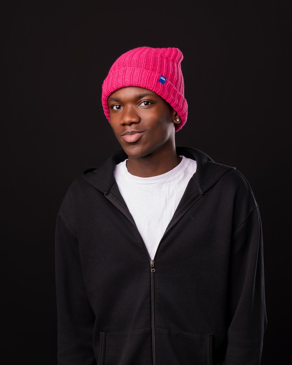 Love Your Melon tweet media