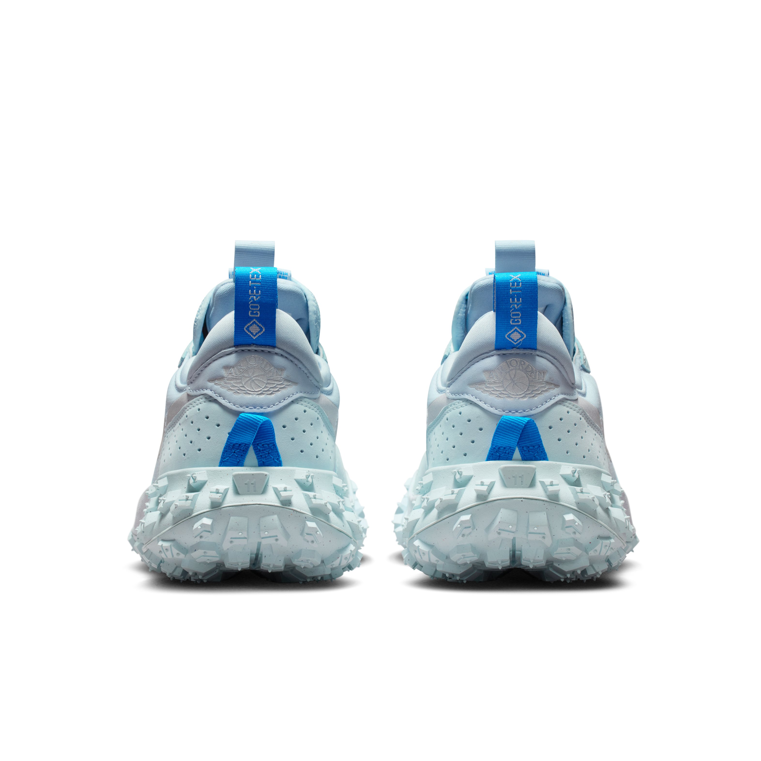 【最終値下】【新品未使用】定価¥37,400 AIR4DX low NIKE AIR MAX SNDR GTX GORE-TEX 11月1日発売予定 販売店情報