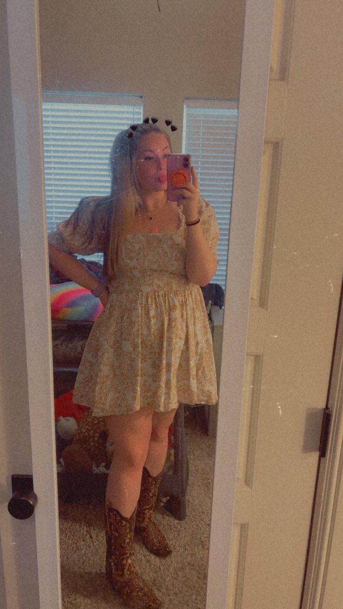 kayleigh (@kayleightaeler) on Twitter photo 