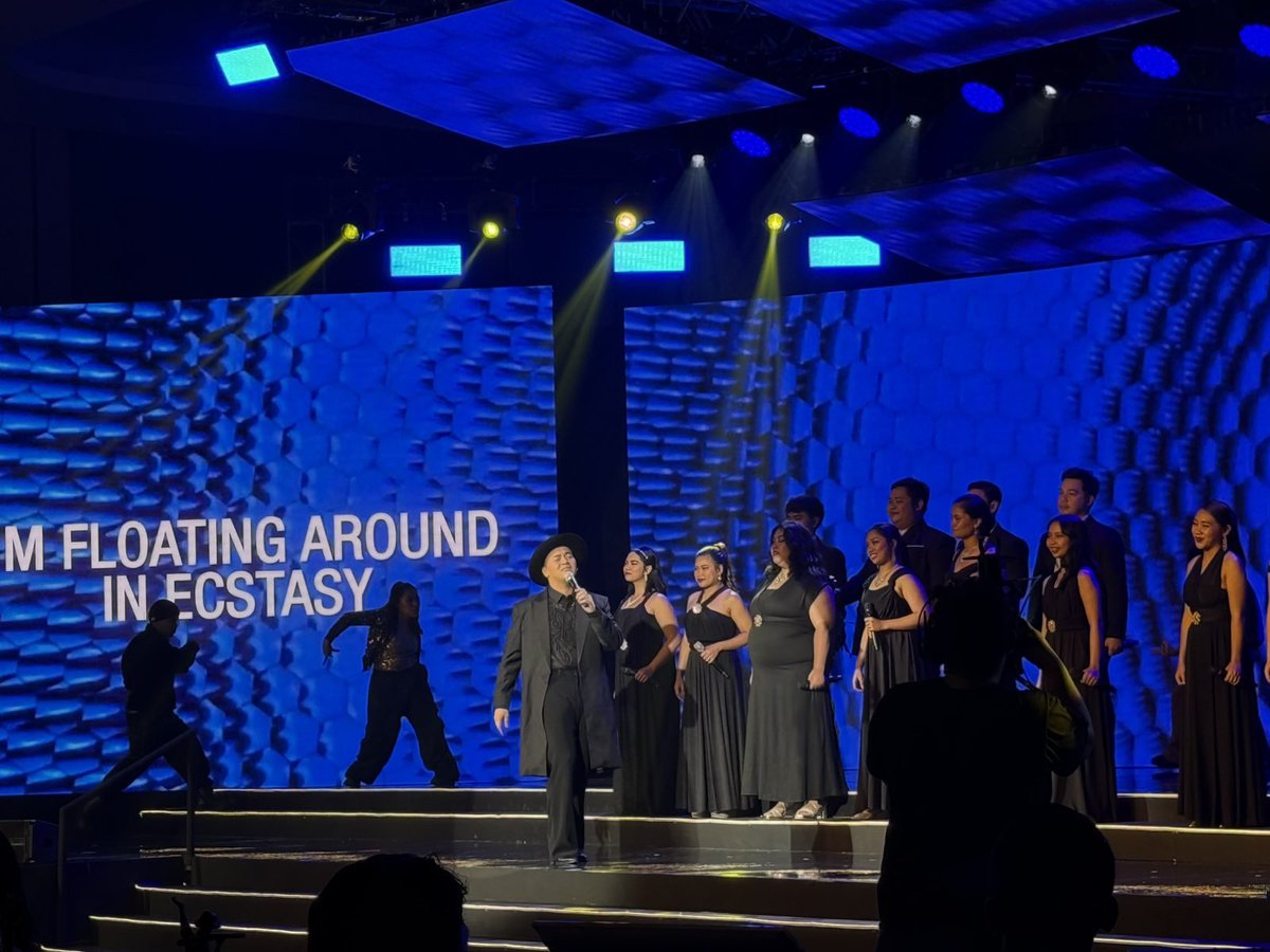 LOOK: The Voice USA Season 26 champion #SofronioVasquez performs at the Wavemakers: To The Crest of Excellence — the 24th TOPS Awards organized by one of the Philippines’ largest pharmaceutical and healthcare companies. ⚕️

#StarMagic #PolarisStarMagic #ABSCBN