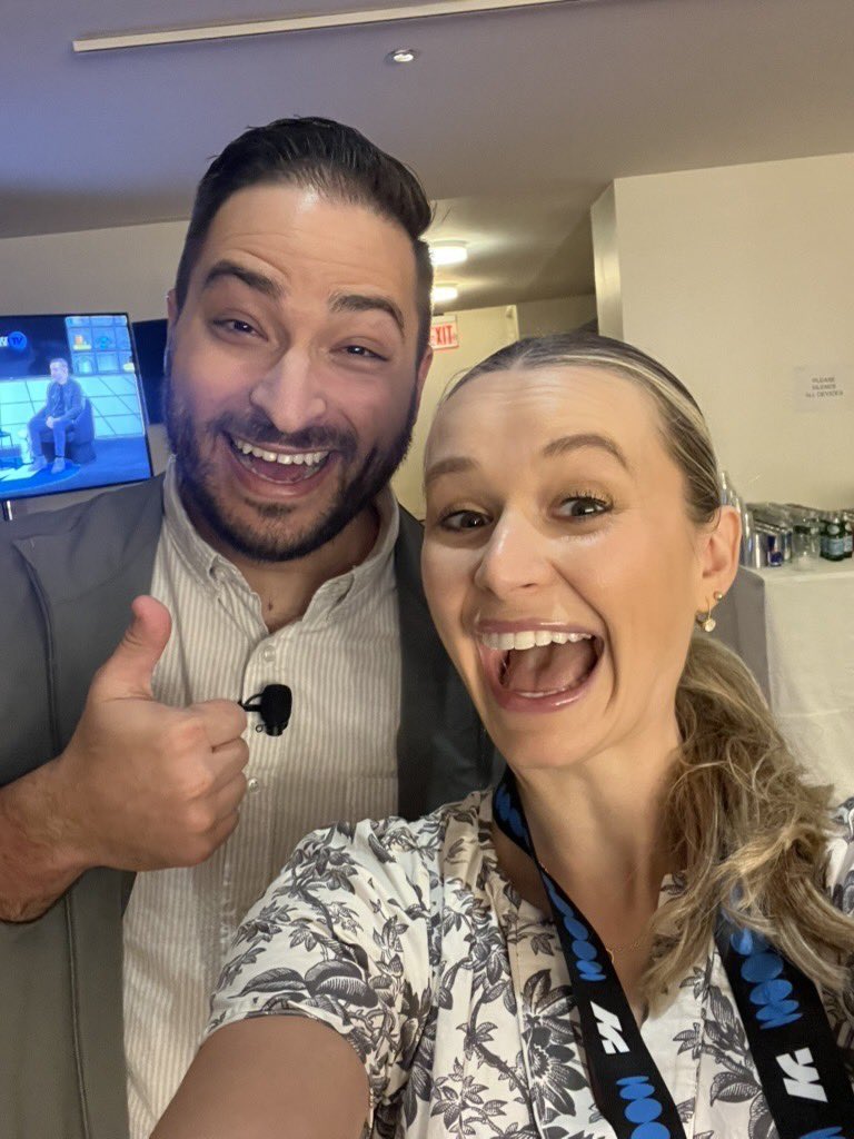 joshljacobs's tweet image. What an awesome Webflow Conf! I’m still reeling from all the announcements, great breakouts &amp;amp; even better conversations

Having the conference in one place this year was the move – so great to have Webflowers from all over the world under one roof!

Gonna sleep for a week now 💤