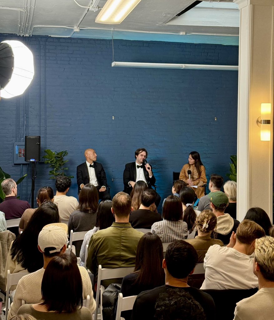 minney_cat's tweet image. Can confirm, @soleio @henrymodis got fancy to talk design and AI at @lighthousehq_&apos;s new SF office 🩵

Software designers can bend the world to be how they see fit now more than ever before. Ever inspired by these two to use our craft to build things that last