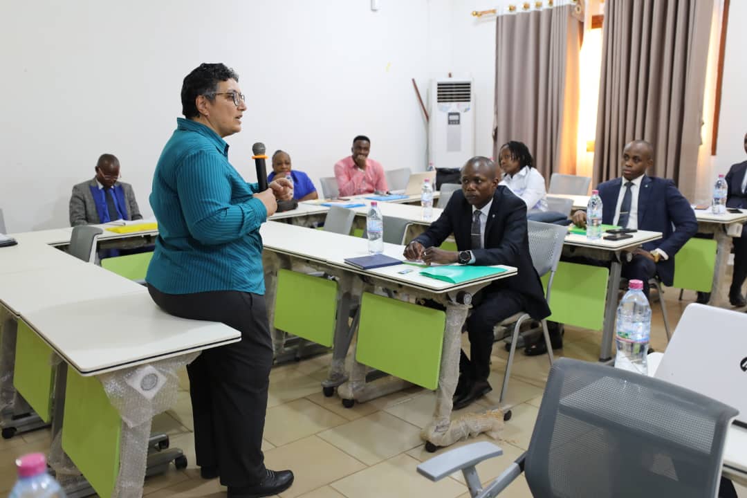 La #BGFIBankCentrafrique est en passe de devenir la première Entité Accréditée par le FVC <a href="/theGCF/">Green Climate Fund</a> en 🇨🇫, grâce au programme multipays Readiness du FVC de l’UA-AIP .

Découvrez ce que cela signifie pour l'accès au financement climatique en RCA: shorturl.at/1hNi5 
<a href="/AipWater/">Africa Water Investment Programme - AIP</a>