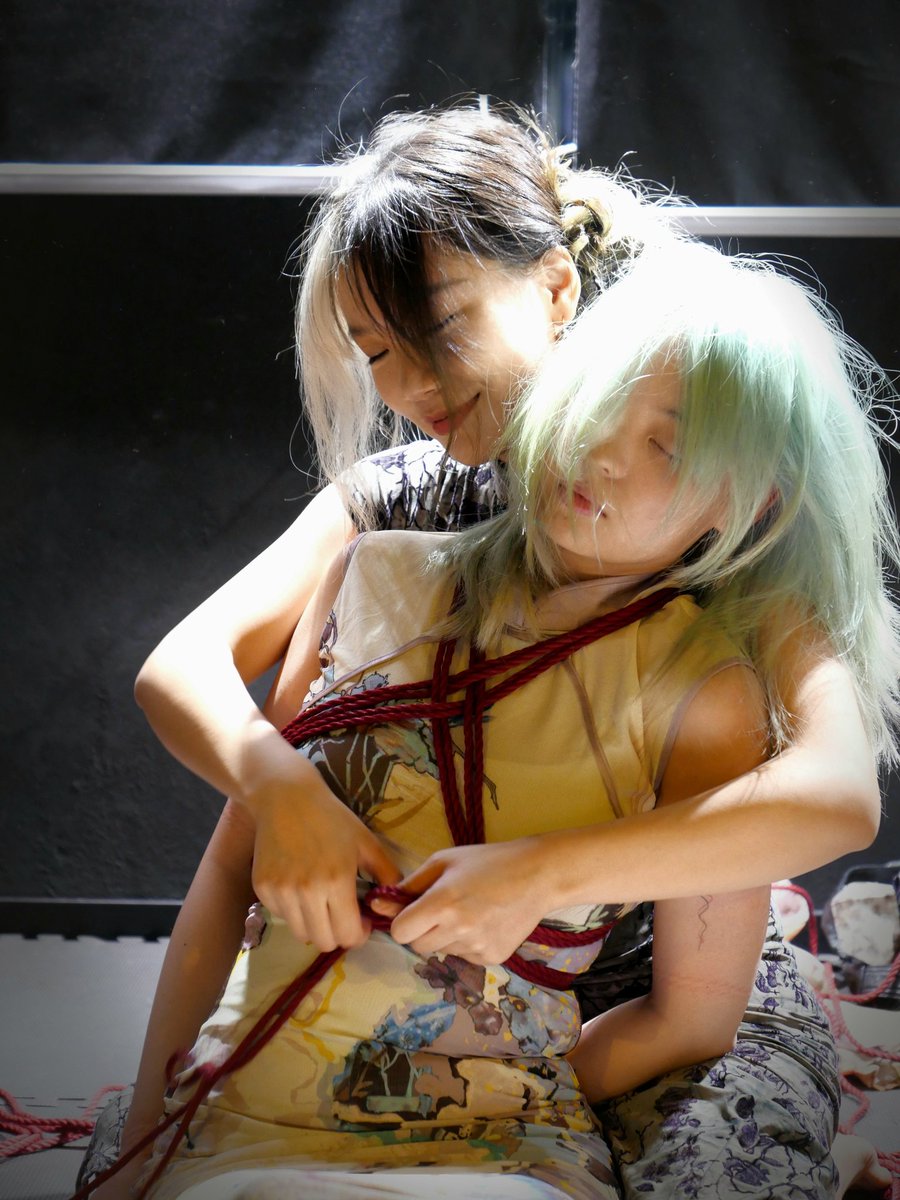 美美的棕宝大人&amp;美美的被缚
🪢<a href="/hazeleyes0v0/">榛果大王棕棕宝</a> 
📍<a href="/SafebindSH/">Safebind纯绿小绳屋</a> 
photo by Fury