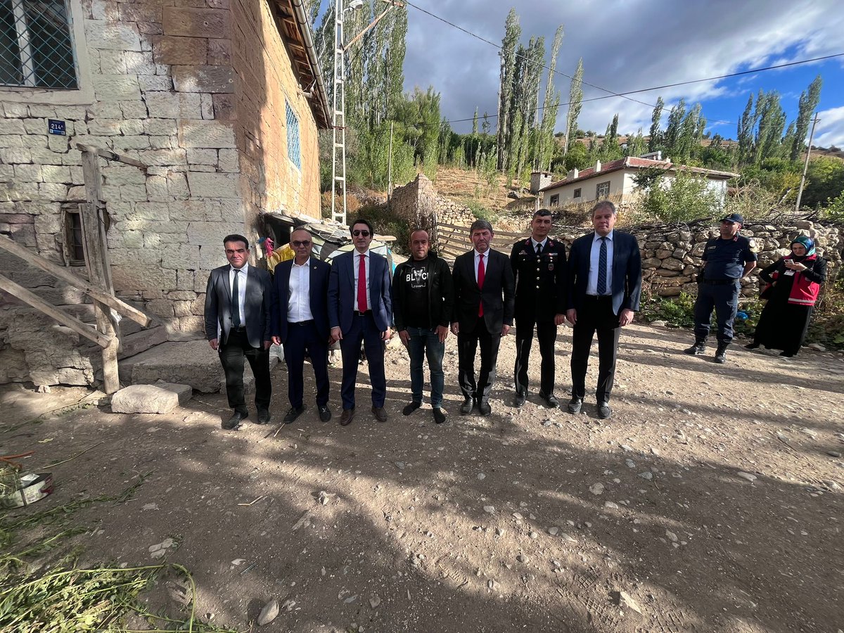 Kaymakamımız Sayın Selim ÇOMAKLI, Çataloluk Mahallemizde bulunan ihtiyaç sahibi vatandaşlarımızı ziyaret ederek, vatandaşlarımızın ihtiyaçlarının giderilmesi talimatını verdi ve vatandaşlarımızın her daim yanlarında olduklarını belirtti
<a href="/KaymakamComakli/">Selim Çomaklı</a> 
<a href="/kayserivaliligi/">T.C.Kayseri Valiliği</a>