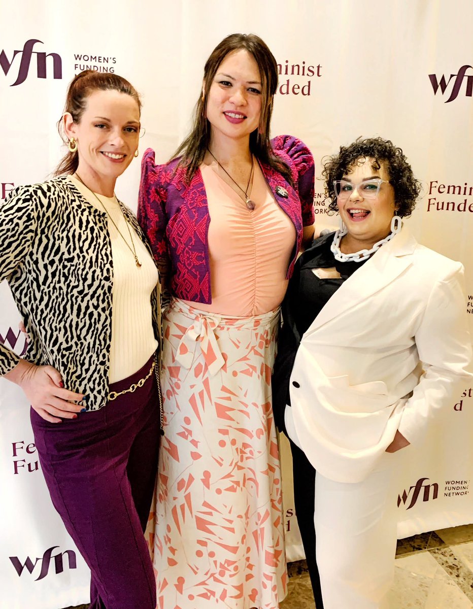 New Moon Network tweet media