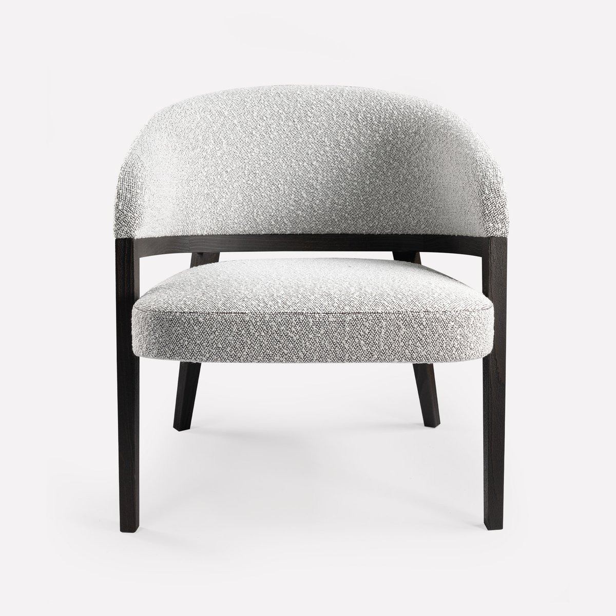 CollinetSieges's tweet photo. 🩶 Le #designer Fred Rieffel lance la #collection Lam. Des assises d'un #confort visuel et tangible pour vos espaces. Comme tous nos modèles, il est personnalisable et n'attend que vos idées. Alors, quel style allez-vous donner à votre établissement ? 🔗 https://t.co/UvKmmOFvPC https://t.co/7QiOKuWWWd